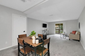 Sweetwater 7f I Beautiful 2bd Apt I Free Parking